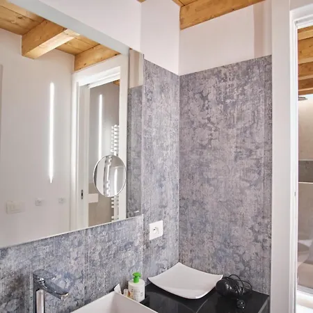 Апартаменты Calderai Специя